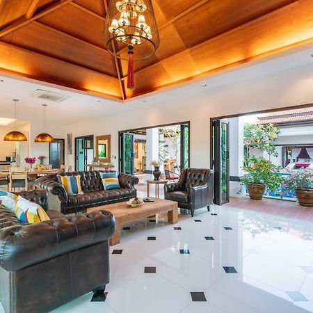 Jewels Villas Phuket Hat Surin Exterior foto