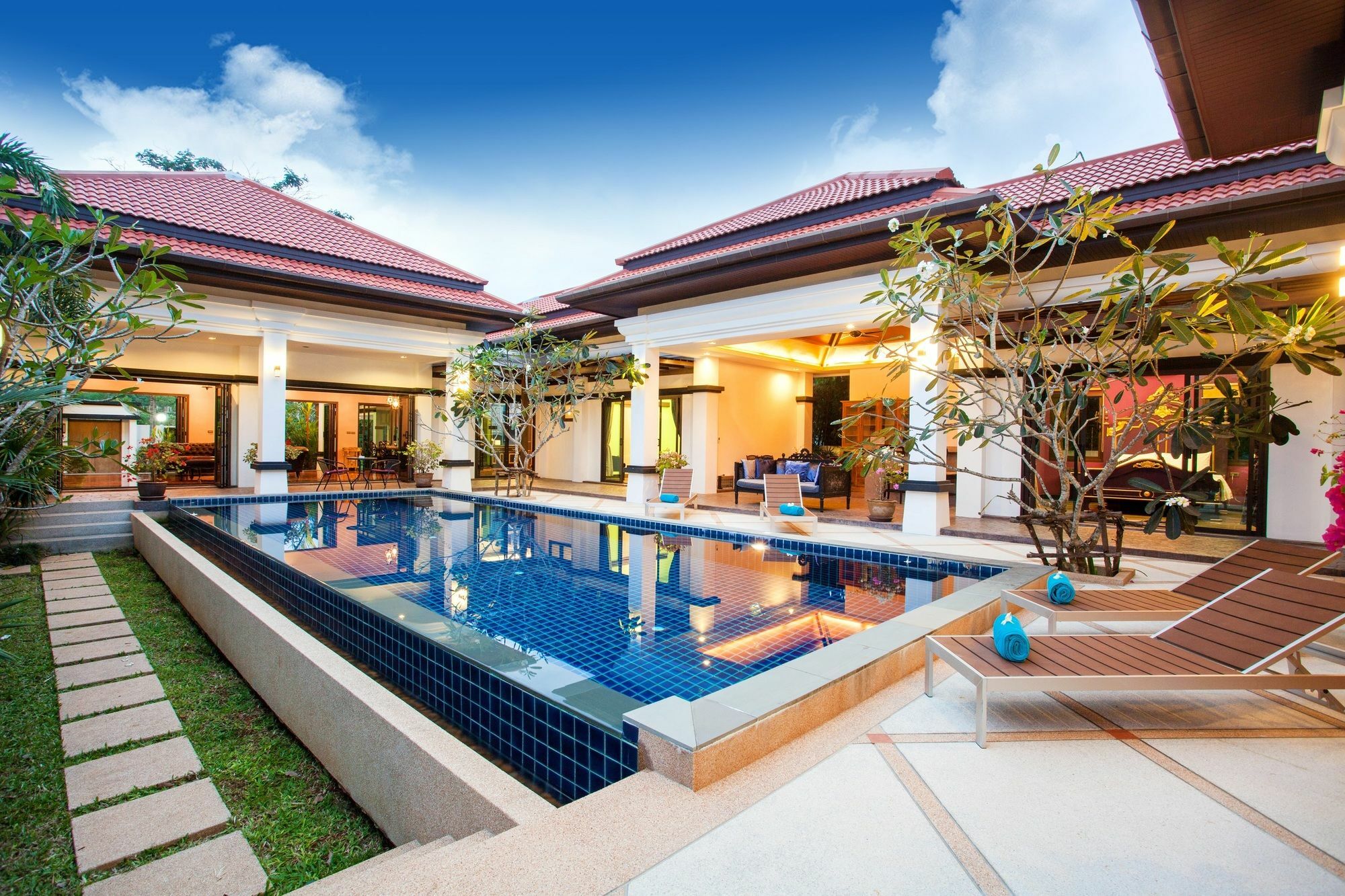Jewels Villas Phuket Hat Surin Exterior foto